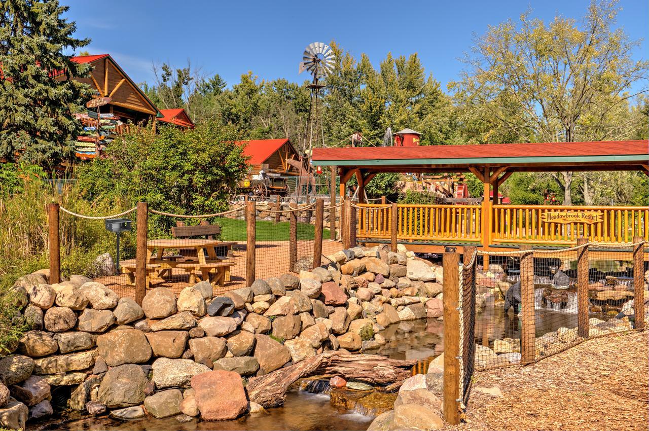 Meadowbrook Resort Wisconsin Dells Extérieur photo